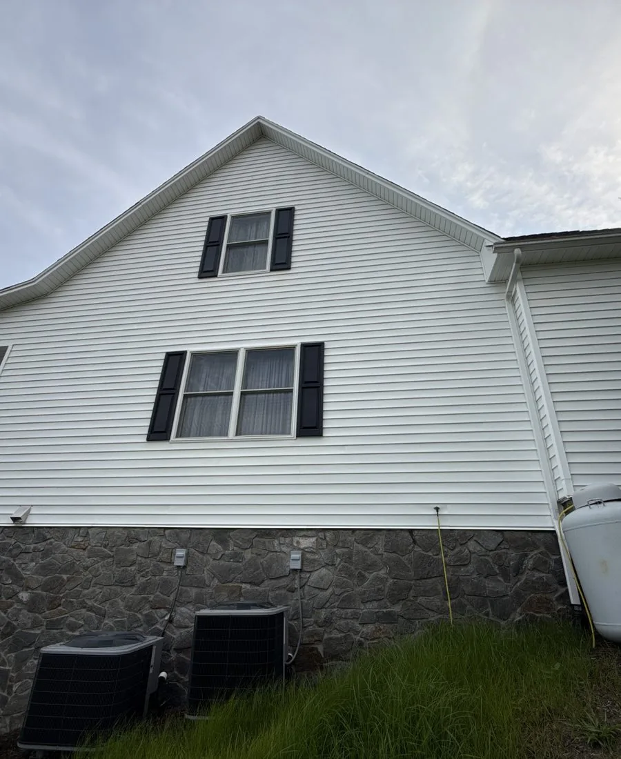 House Washing in Moneta, VA and Smith Mountain Lake
